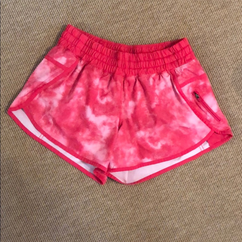 Lululemon tracker shorts